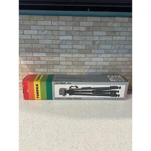 Tundra Ultima 44 Photo/Video Tripod